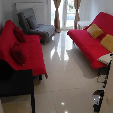 Apartment Hedonist Near The Sea Thessaloniki